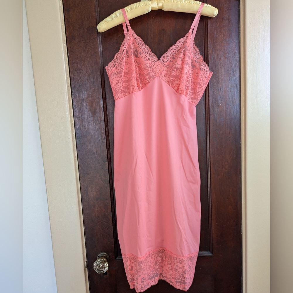 NWOT Vintage Pink Van Raalte Lingerie Chemise, In Box